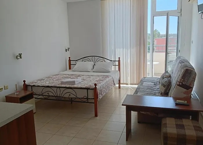 Rose Sluneční pobřeží