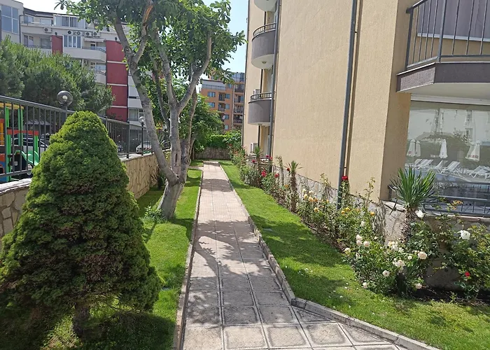 Aparthotel Rose Sluneční pobřeží